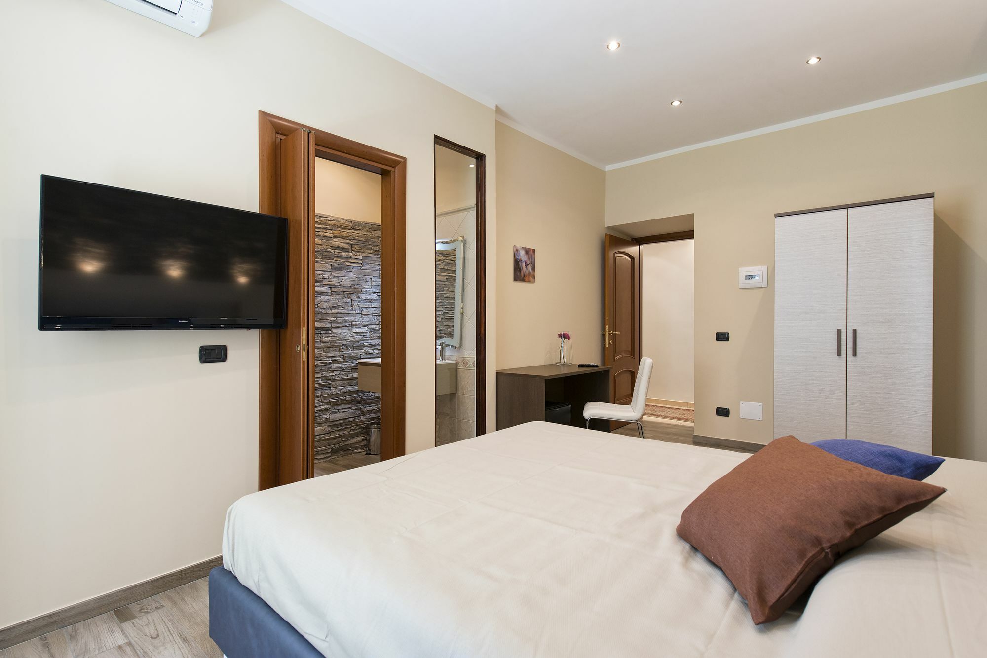 Lorenz Suites Trastevere Hill Rome Exterior photo